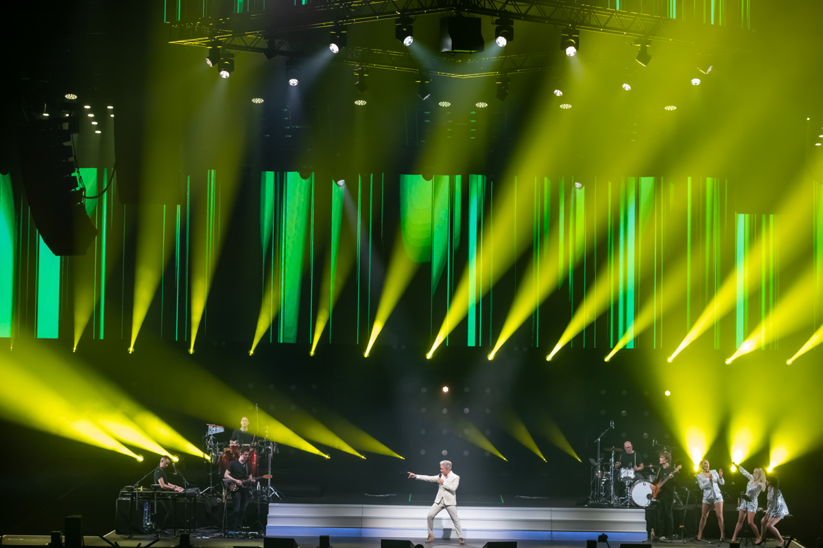Christoff 3.0 XXL @ Lotto Arena, picture 11, photographed by dirk janssens - FrontView Magazine