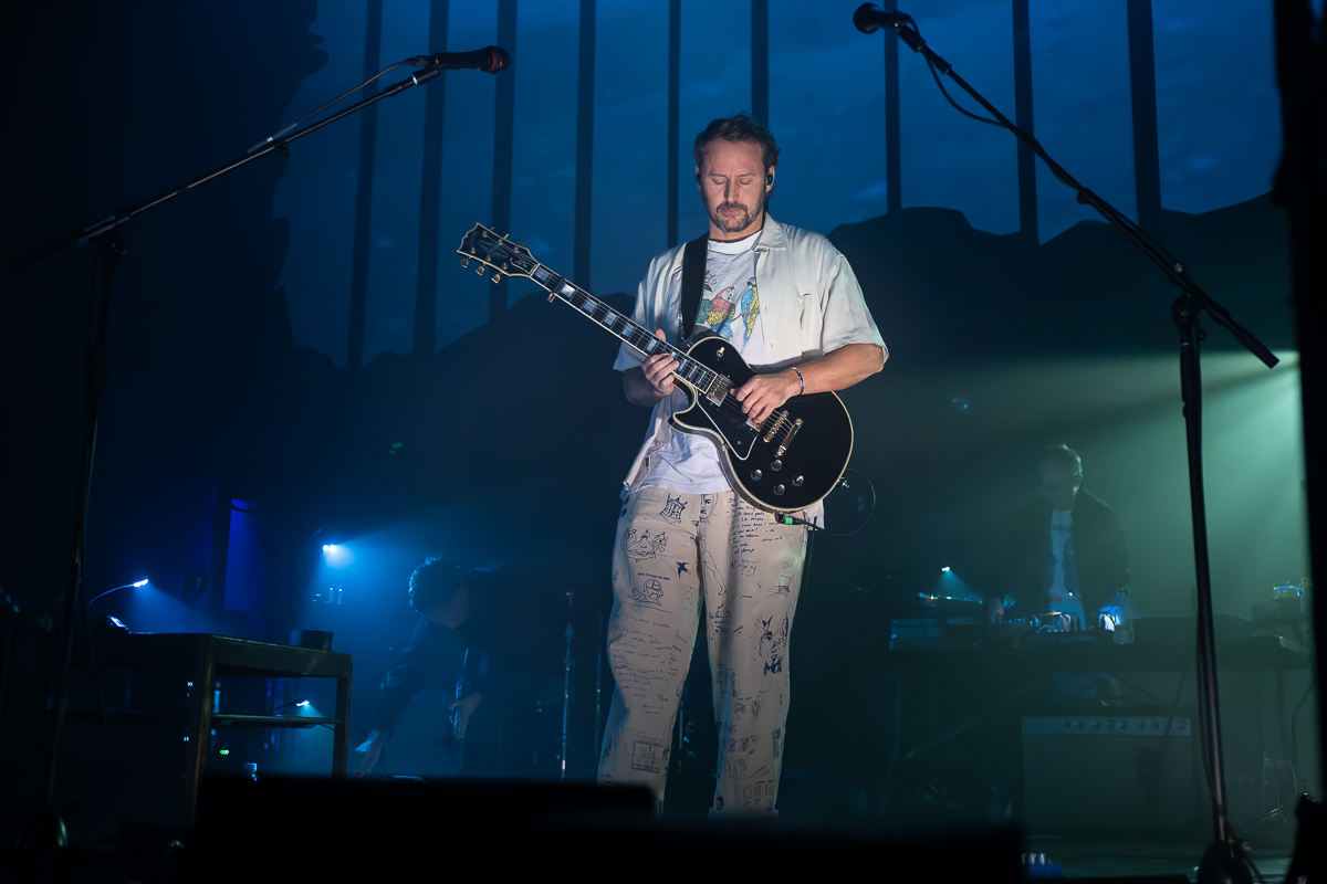 Ben Howard @ 013, picture 4, photographed by David Johnson - FrontView Magazine