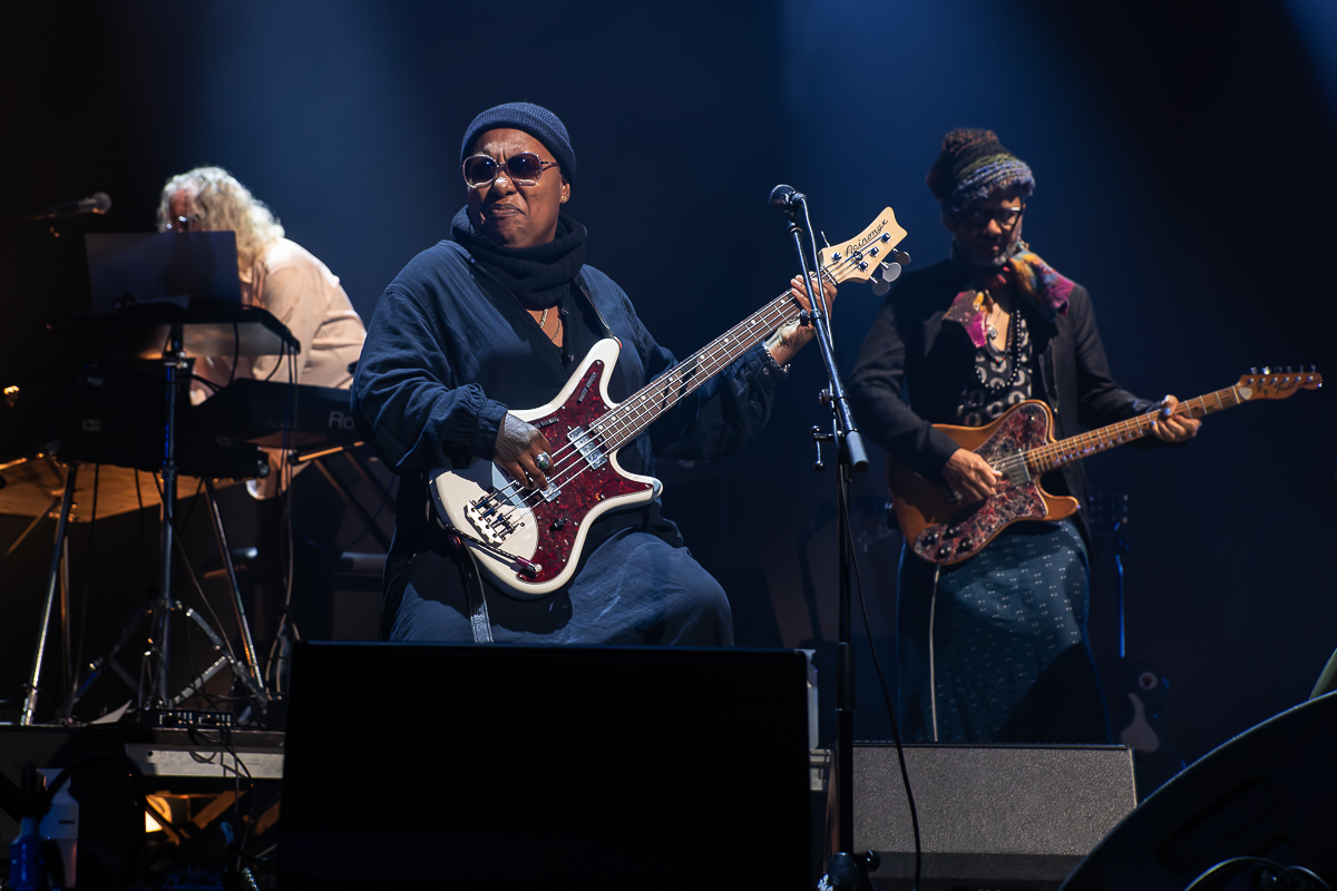 Meshell Ndegeocello @ De Roma, picture 9, photographed by David Johnson - FrontView Magazine
