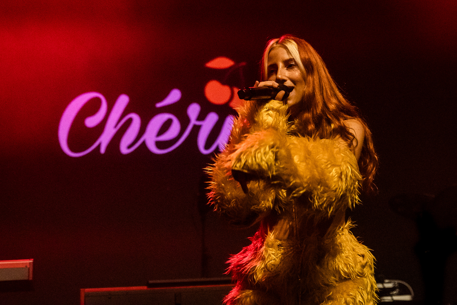 Chérine @ Het Depot, picture 1, photographed by Jürgen Bruynooghe - FrontView Magazine