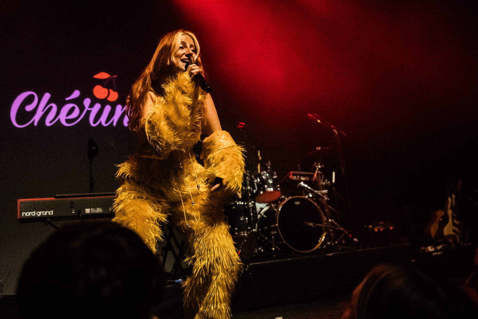 Chérine @ Het Depot, picture 2, photographed by Jürgen Bruynooghe - FrontView Magazine