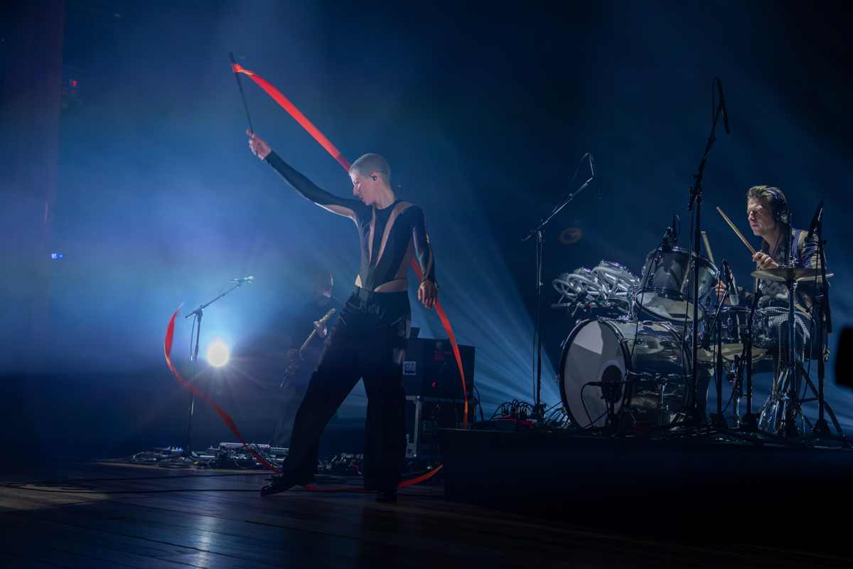 Elders @ De Roma, picture 13, photographed by dirk janssens - FrontView Magazine