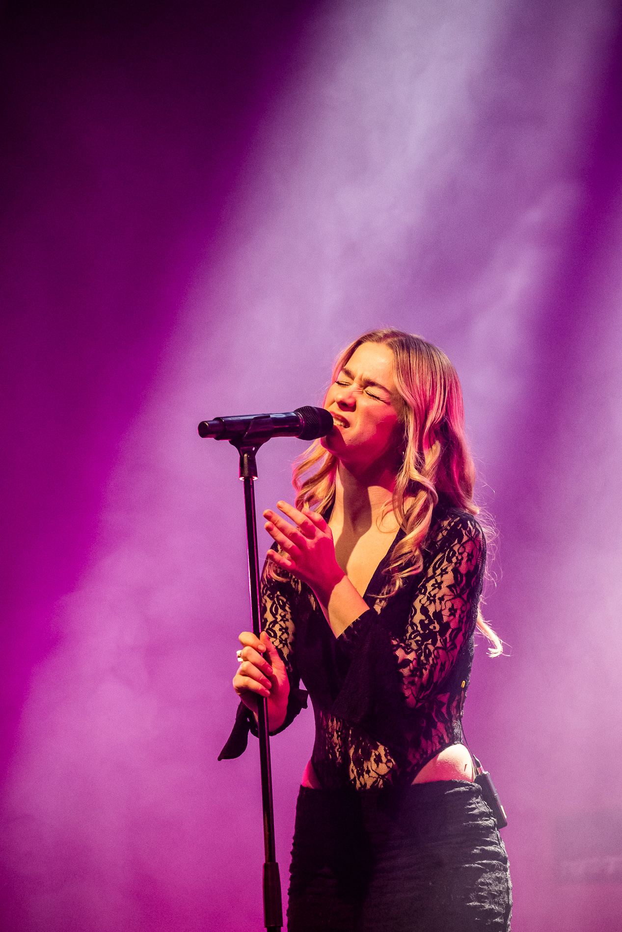 Luka @ Het Depot, picture 6, photographed by Jürgen Bruynooghe - FrontView Magazine