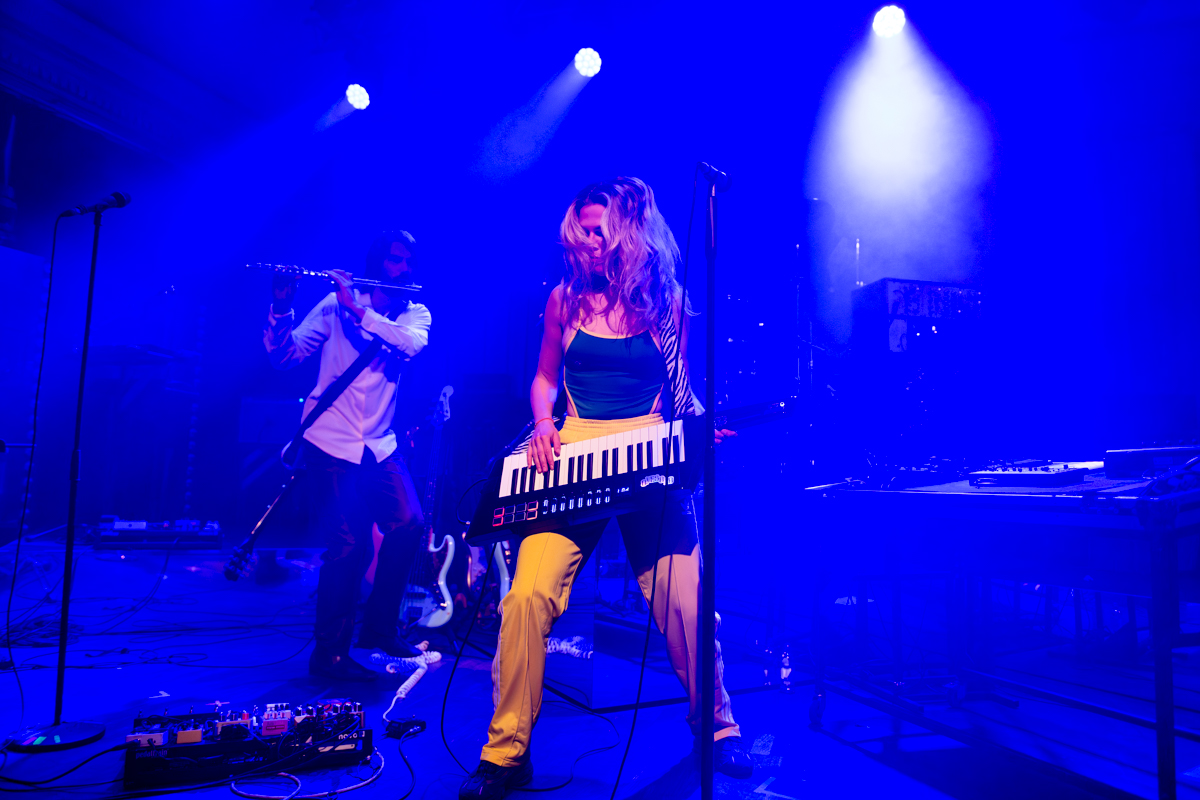 Oyesono @ De Casino, picture 6, photographed by Bart Janssens - FrontView Magazine