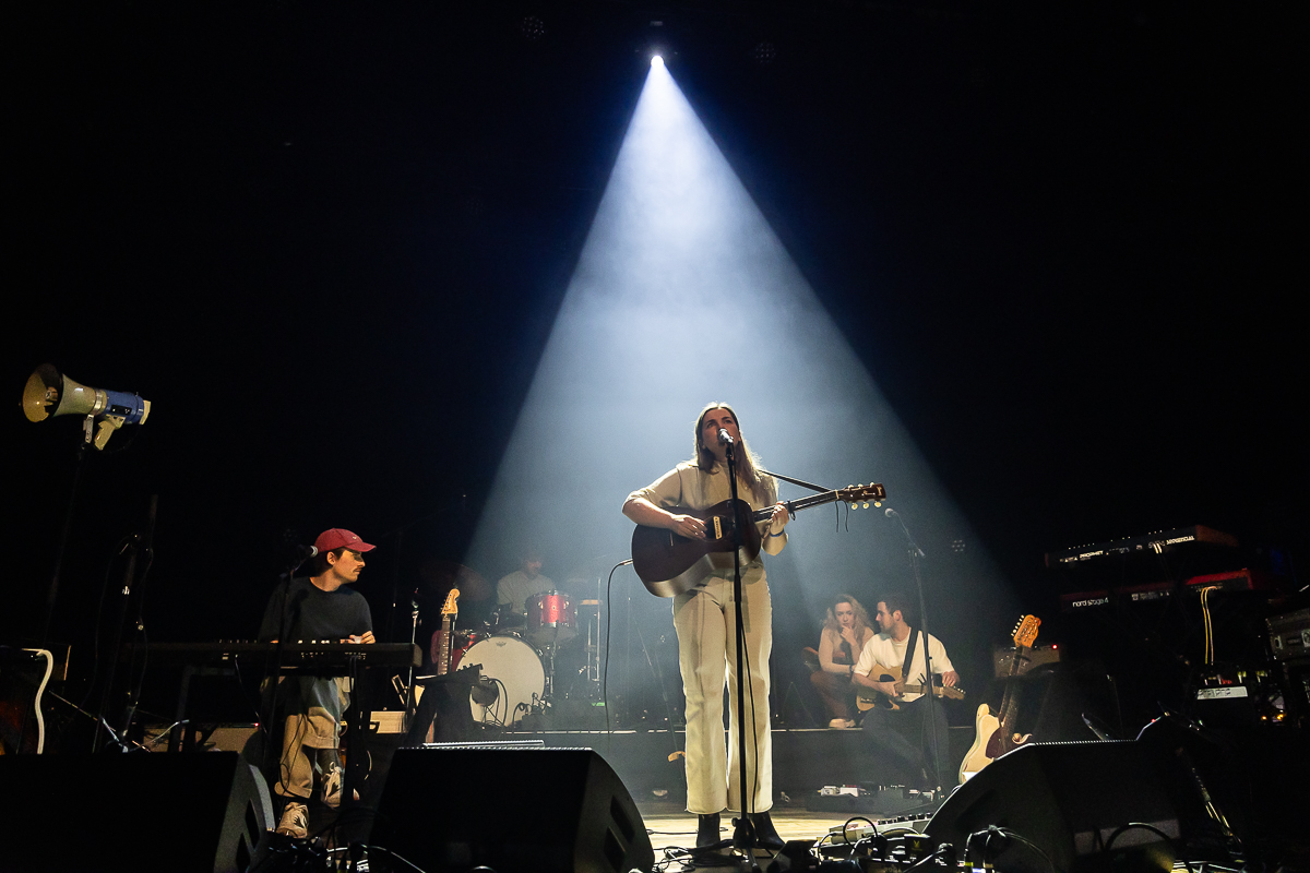 Ivy Falls @ De Roma, picture 4, photographed by Marc Verdonck - FrontView Magazine
