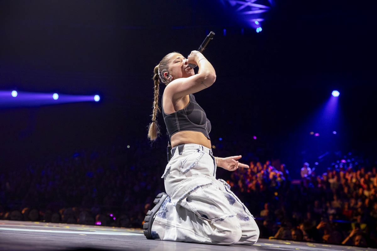 Q-pop 2024 @ Sportpaleis, picture 5, photographed by dirk janssens - FrontView Magazine
