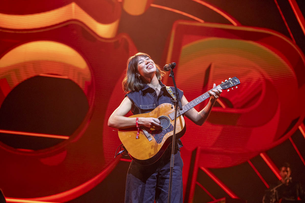 Q-pop 2024 @ Sportpaleis, picture 75, photographed by dirk janssens - FrontView Magazine