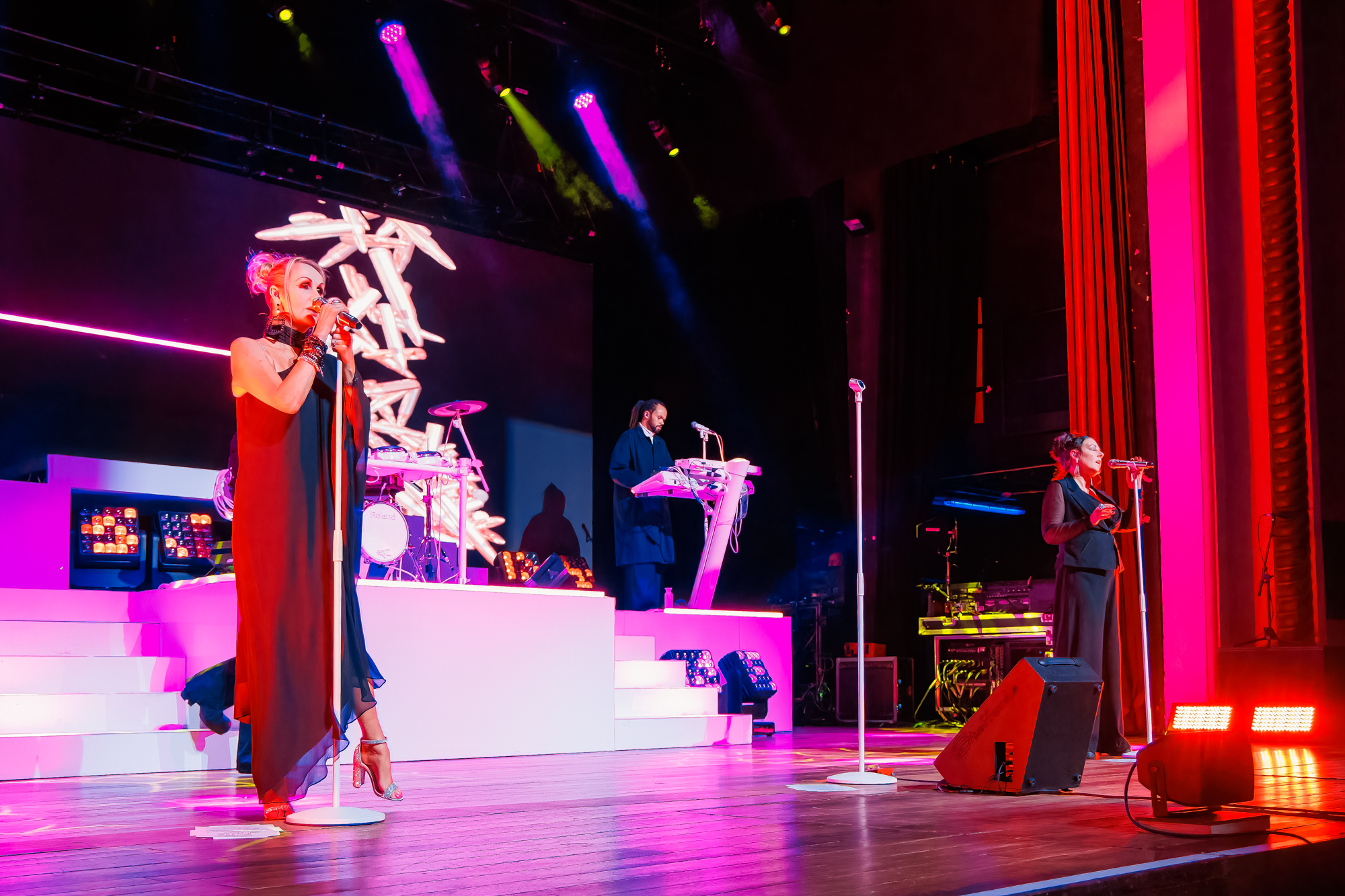 The Human League In concert, picture 19, photographed by Paul Jongeneelen - FrontView Magazine