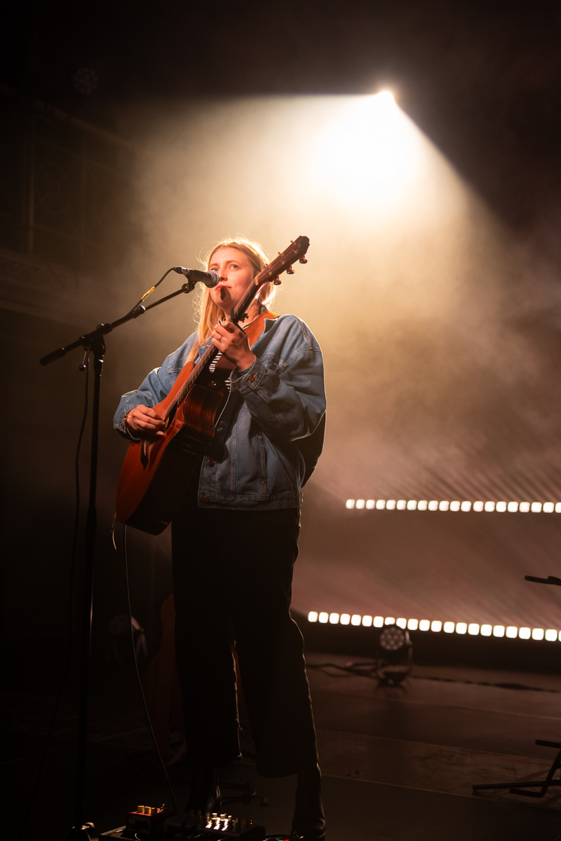Andrea Von Kampen @ Tough Enough Botanique, picture 1, photographed by Koen Marcoen - FrontView Magazine