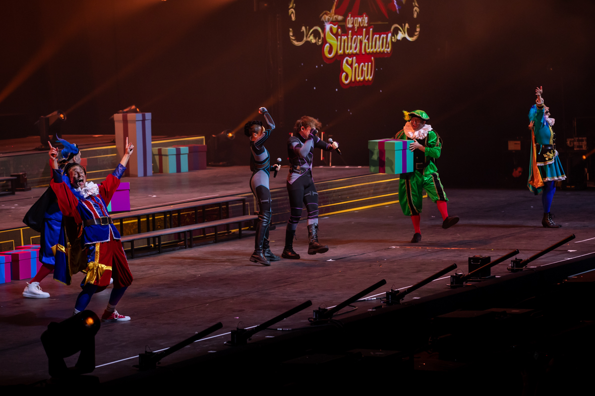 De Grote Sinterklaasshow 2024 @ Sportpaleis, foto 22, foto's door Goele Bormans - FrontView Magazine