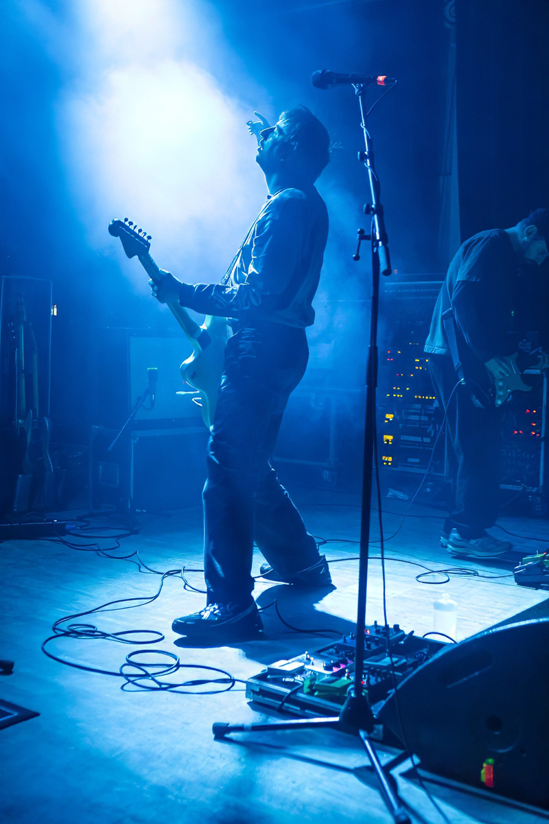 Newmoon @ De Casino, picture 2, photographed by Edwin Houdevelt - FrontView Magazine