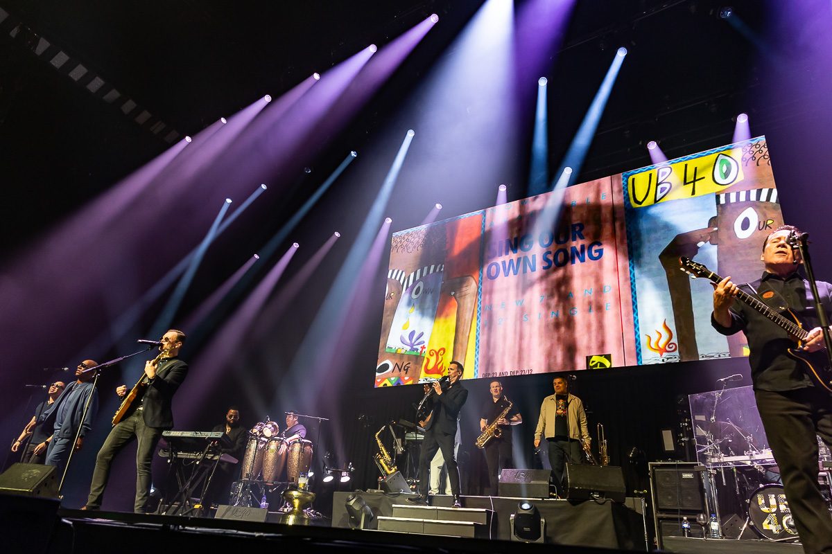 UB40 Celebrating 45 years @ Lotto Arena, picture 35, photographed by Marc Verdonck - FrontView Magazine
