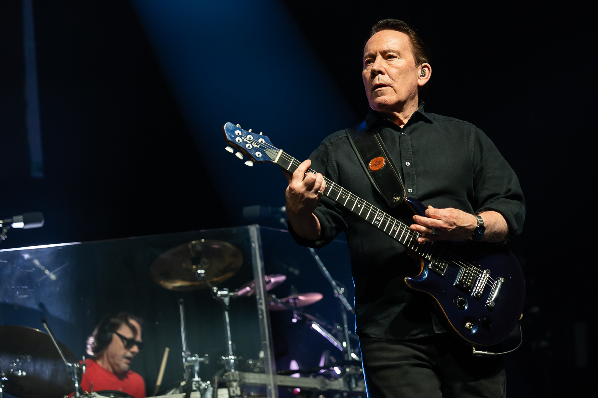 UB40 Celebrating 45 years @ Lotto Arena, picture 36, photographed by Marc Verdonck - FrontView Magazine
