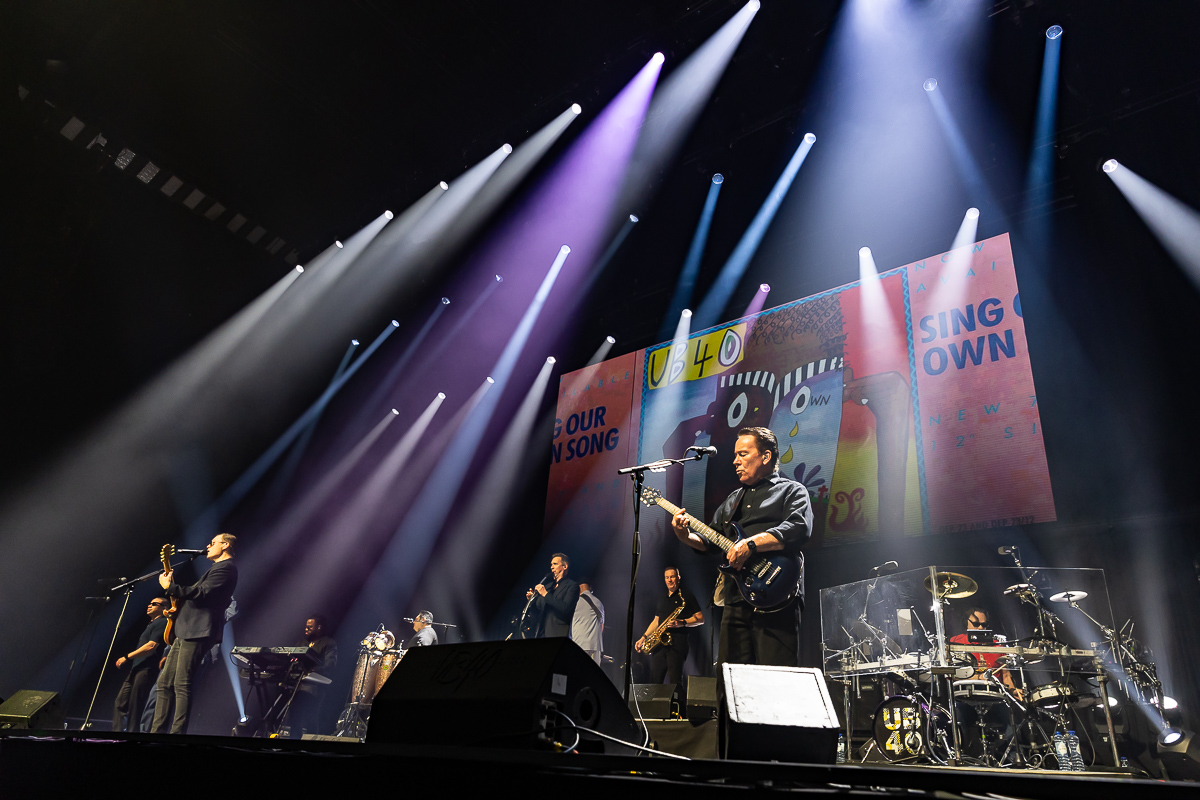 UB40 Celebrating 45 years @ Lotto Arena, picture 38, photographed by Marc Verdonck - FrontView Magazine