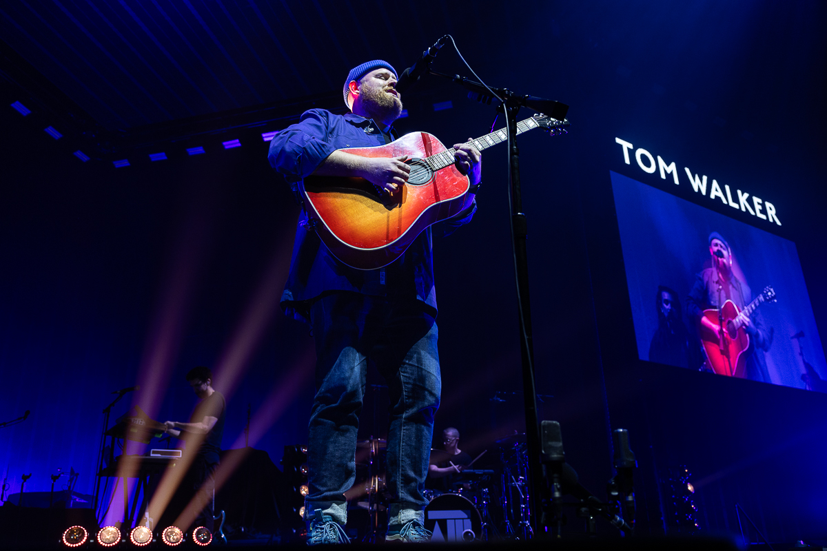 Tom Walker @ Vorst Nationaal, picture 4, photographed by David Johnson - FrontView Magazine
