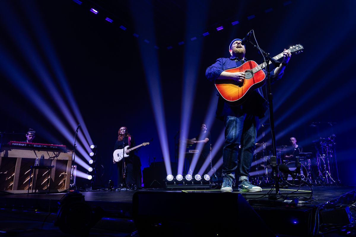 Tom Walker @ Vorst Nationaal, picture 8, photographed by David Johnson - FrontView Magazine