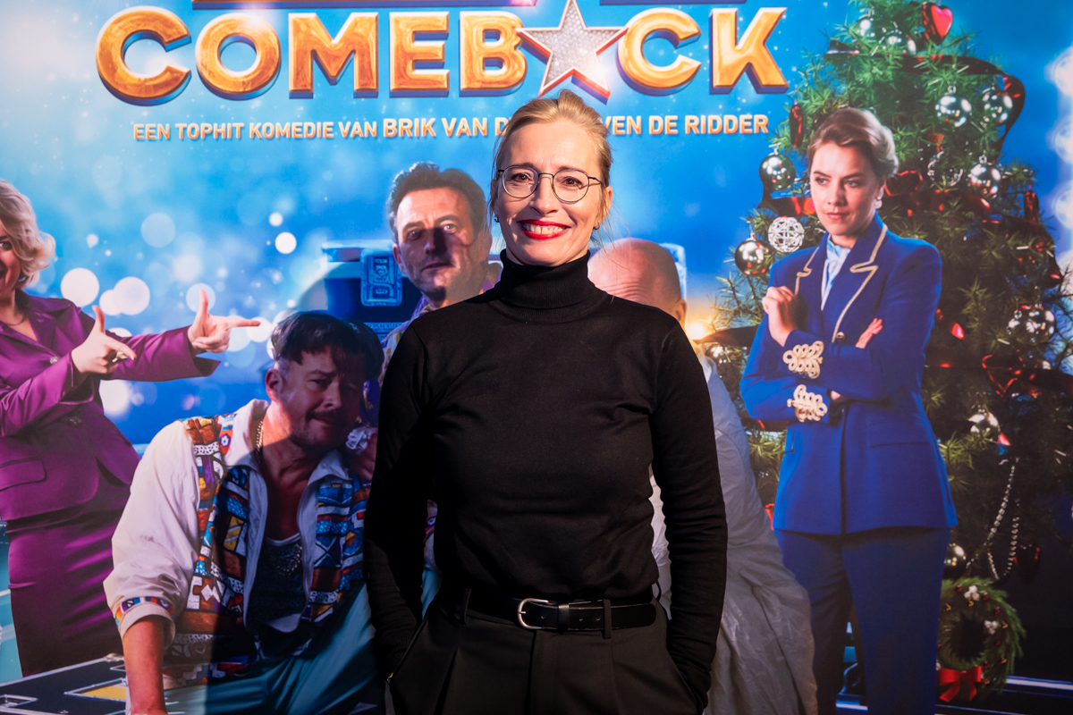 Première Christmas Comeback @ Fakkeltheater - Rode Zaal, foto 3, foto's door Goele Bormans - FrontView Magazine
