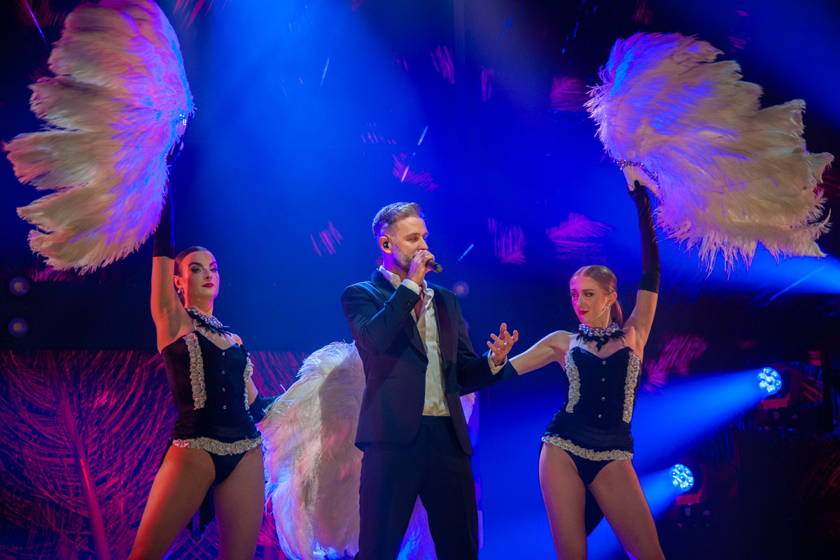 Première Winter Wonderland @ Het Witte Paard Blankenberge, picture 4, photographed by Peter Minnebo - FrontView Magazine