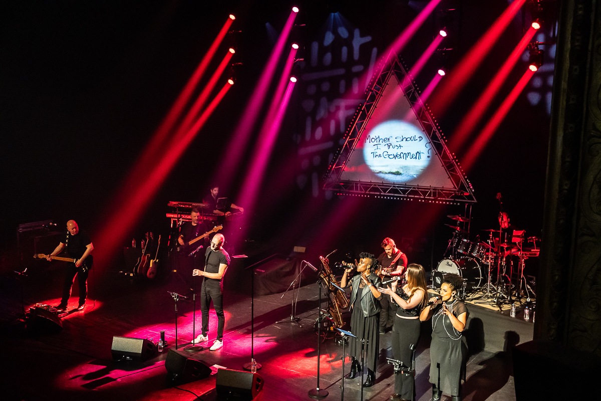 Floyd MATTERS - 10th anniversary @ Bourlaschouwburg, picture 1, photographed by Marc Verdonck - FrontView Magazine