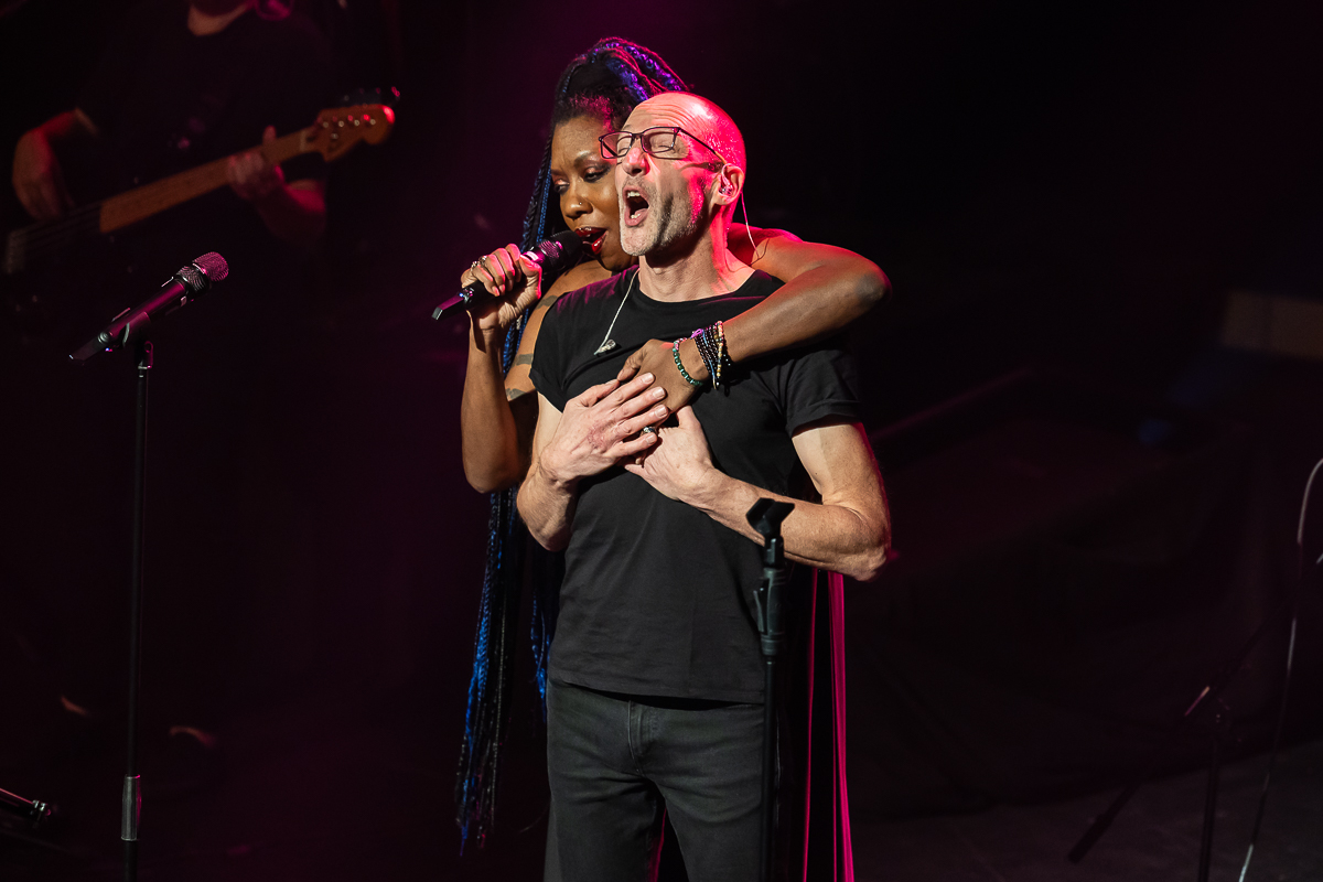 Floyd MATTERS - 10th anniversary @ Bourlaschouwburg, picture 2, photographed by Marc Verdonck - FrontView Magazine