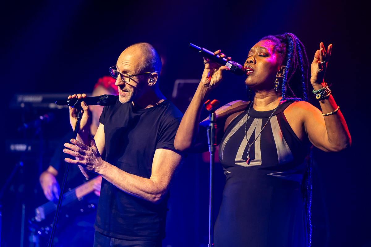 Floyd MATTERS - 10th anniversary @ Bourlaschouwburg, picture 9, photographed by Marc Verdonck - FrontView Magazine