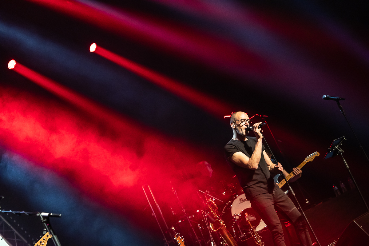 Floyd MATTERS - 10th anniversary @ Bourlaschouwburg, picture 16, photographed by Marc Verdonck - FrontView Magazine