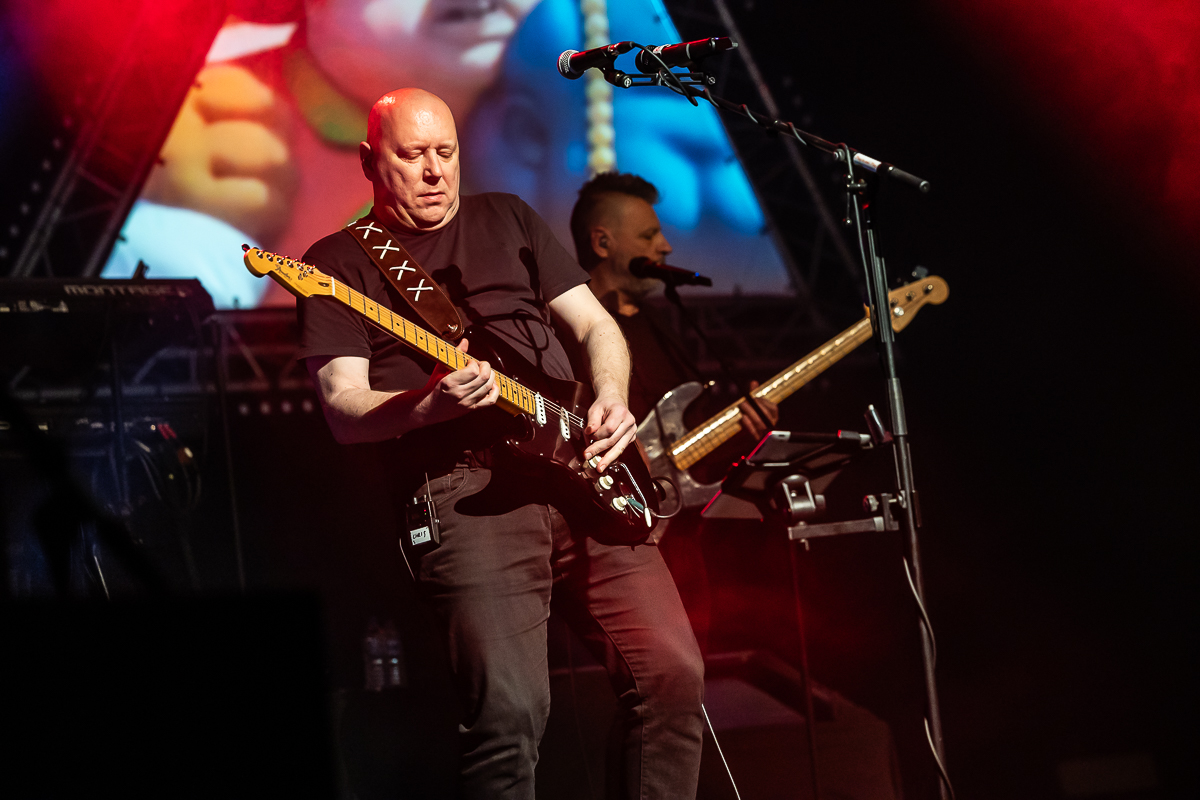 Floyd MATTERS - 10th anniversary @ Bourlaschouwburg, picture 17, photographed by Marc Verdonck - FrontView Magazine