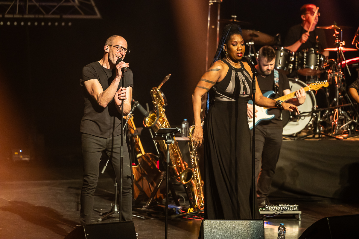 Floyd MATTERS - 10th anniversary @ Bourlaschouwburg, picture 24, photographed by Marc Verdonck - FrontView Magazine