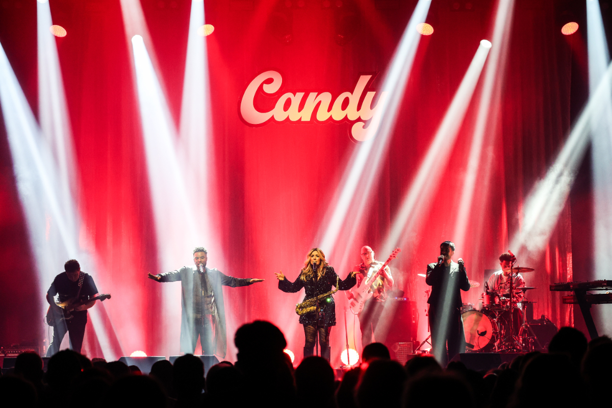 Candy Dulfer - We funk harder @ Poppodium 013, foto 14, foto's door Kitty van de Waart - FrontView Magazine