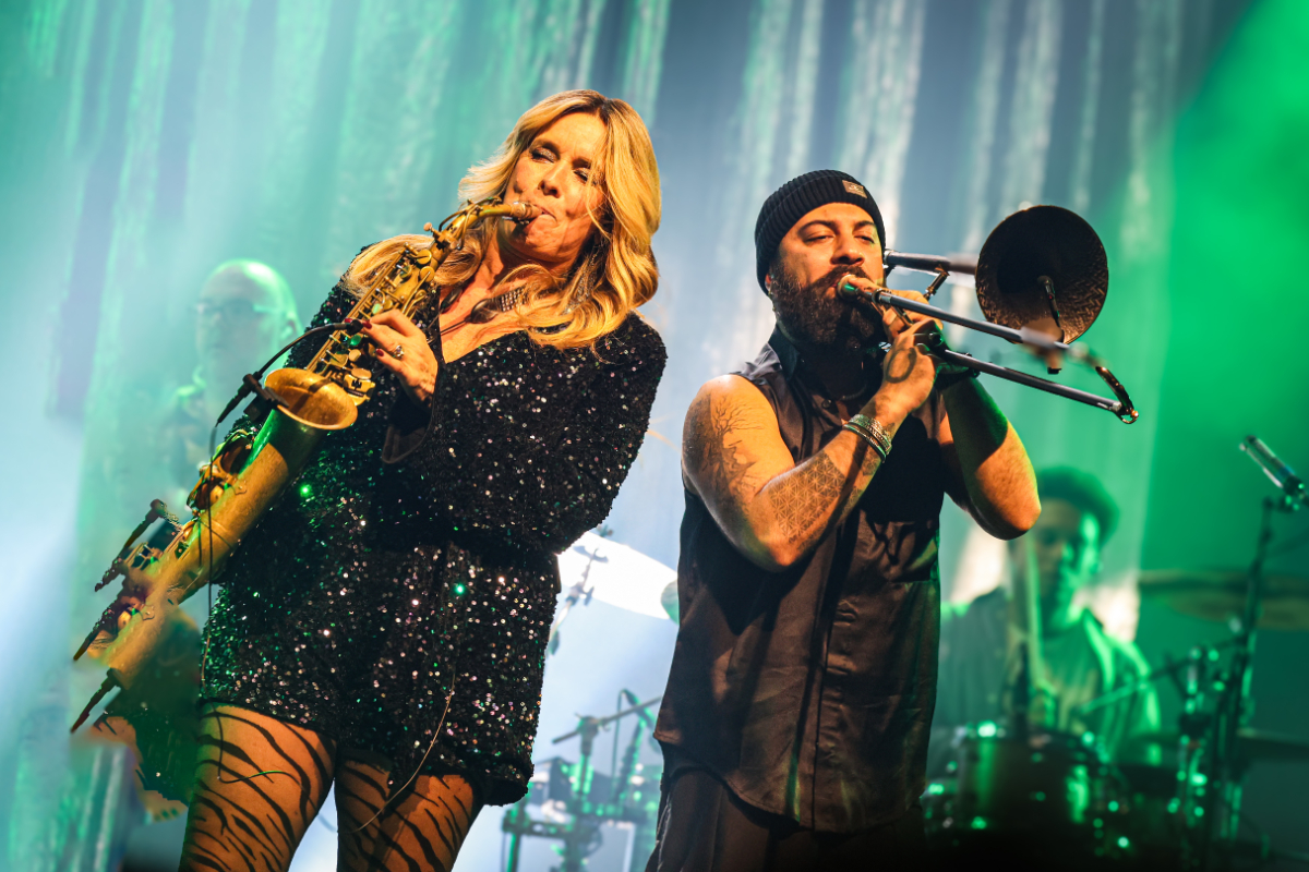 Candy Dulfer - We funk harder @ Poppodium 013, foto 30, foto's door Kitty van de Waart - FrontView Magazine