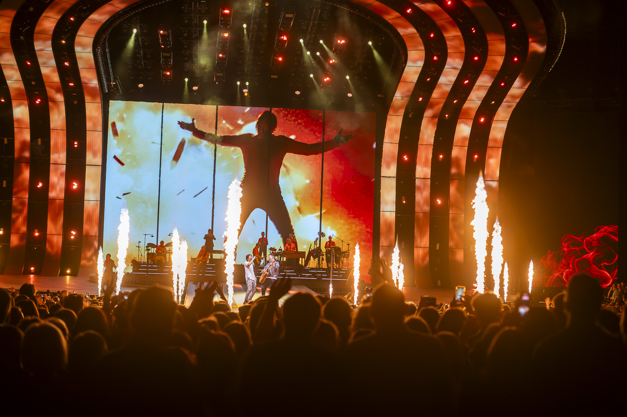 Clouseau40 @ Sportpaleis Antwerpen, picture 35, photographed by Dimitri Vanlommel - FrontView Magazine