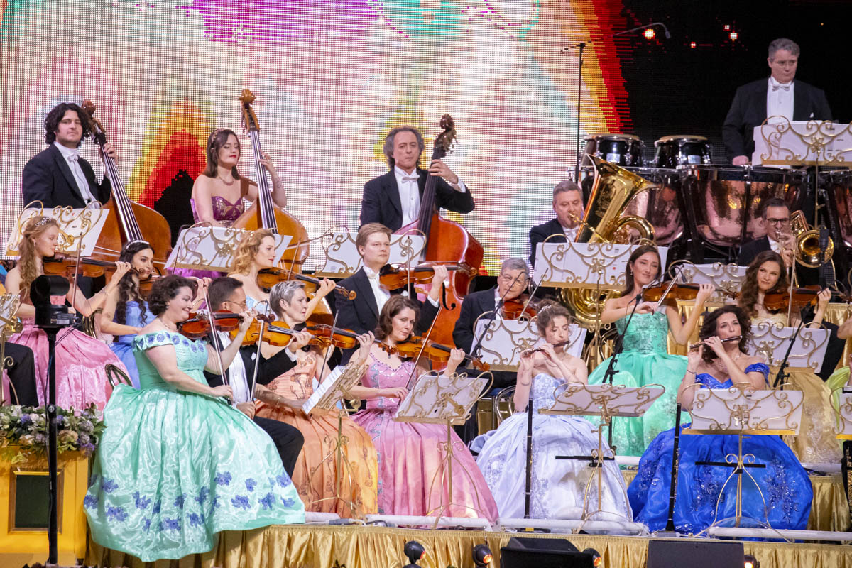 André Rieu Nieuwjaarsconcert 2025 @ sportpaleis, foto 7, foto's door dirk janssens - FrontView Magazine