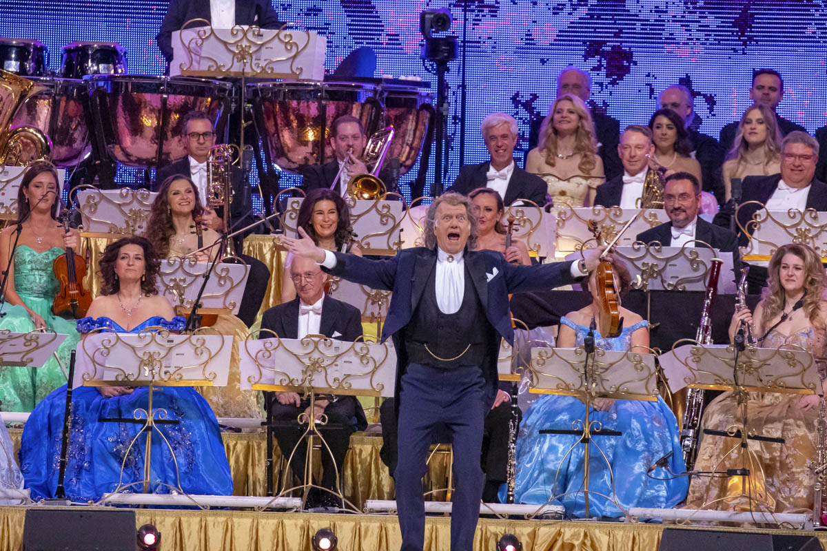 André Rieu Nieuwjaarsconcert 2025 @ sportpaleis, foto 10, foto's door dirk janssens - FrontView Magazine