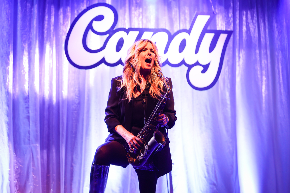Candy Dulfer @ De Groene Engel, picture 15, photographed by Kitty van de Waart - FrontView Magazine