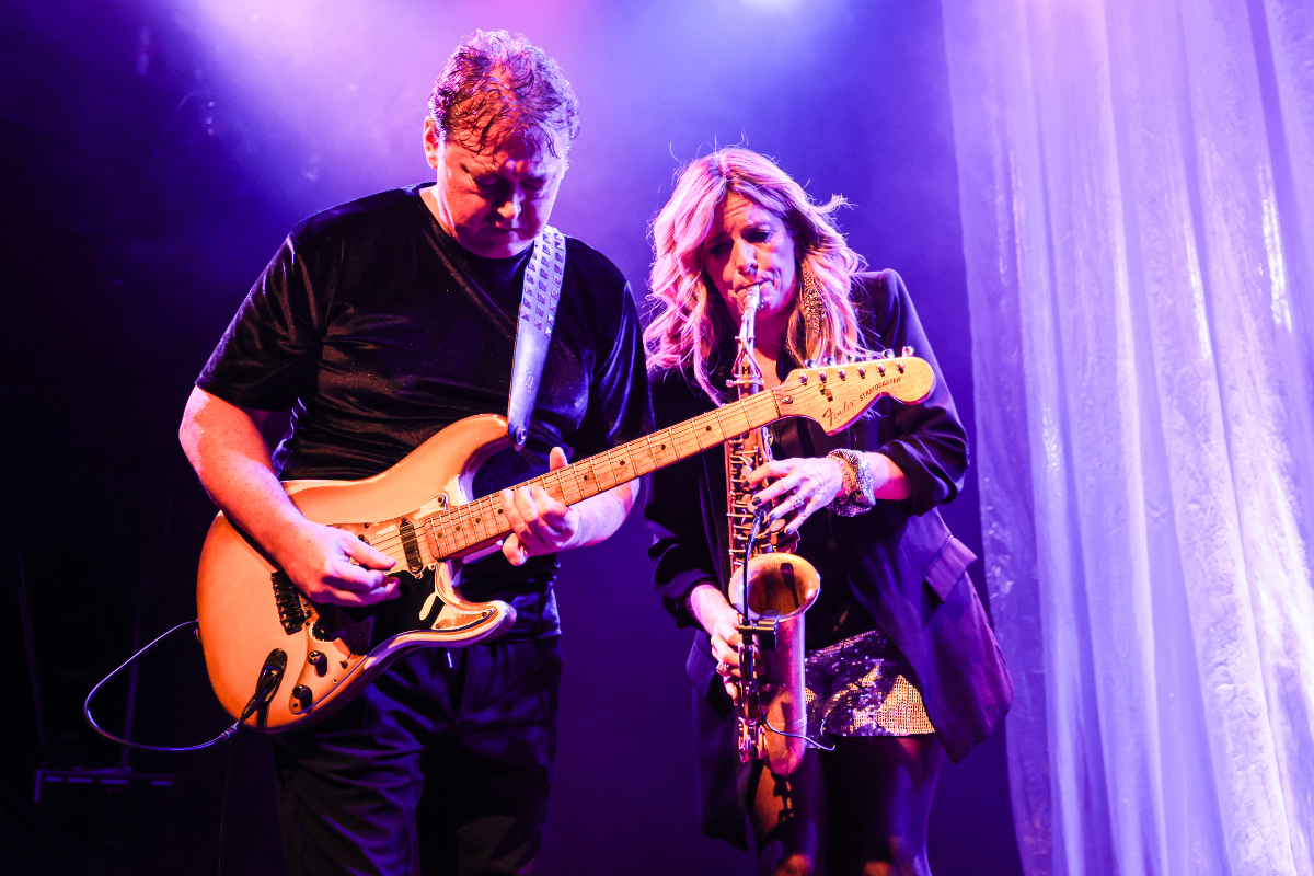 Candy Dulfer @ De Groene Engel, picture 27, photographed by Kitty van de Waart - FrontView Magazine
