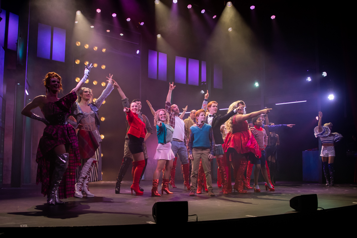 Première Kinky Boots @ Arenbergschouwburg, foto 23, foto's door Goele Bormans - FrontView Magazine