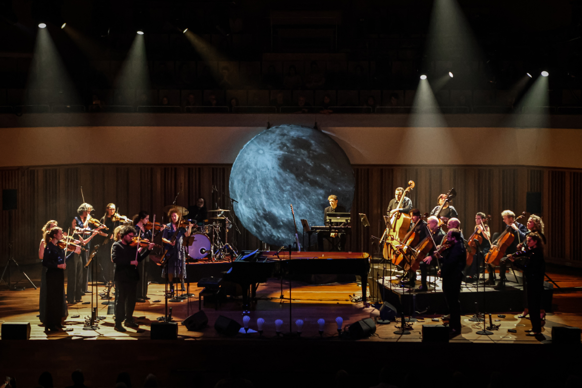 Karsu & Amsterdam Sinfonietta @ Muziekgebouw Eindhoven, foto 39, foto's door Kitty van de Waart - FrontView Magazine