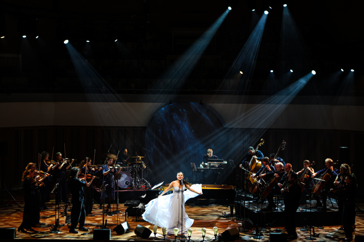 Karsu & Amsterdam Sinfonietta @ Muziekgebouw Eindhoven, foto 42, foto's door Kitty van de Waart - FrontView Magazine