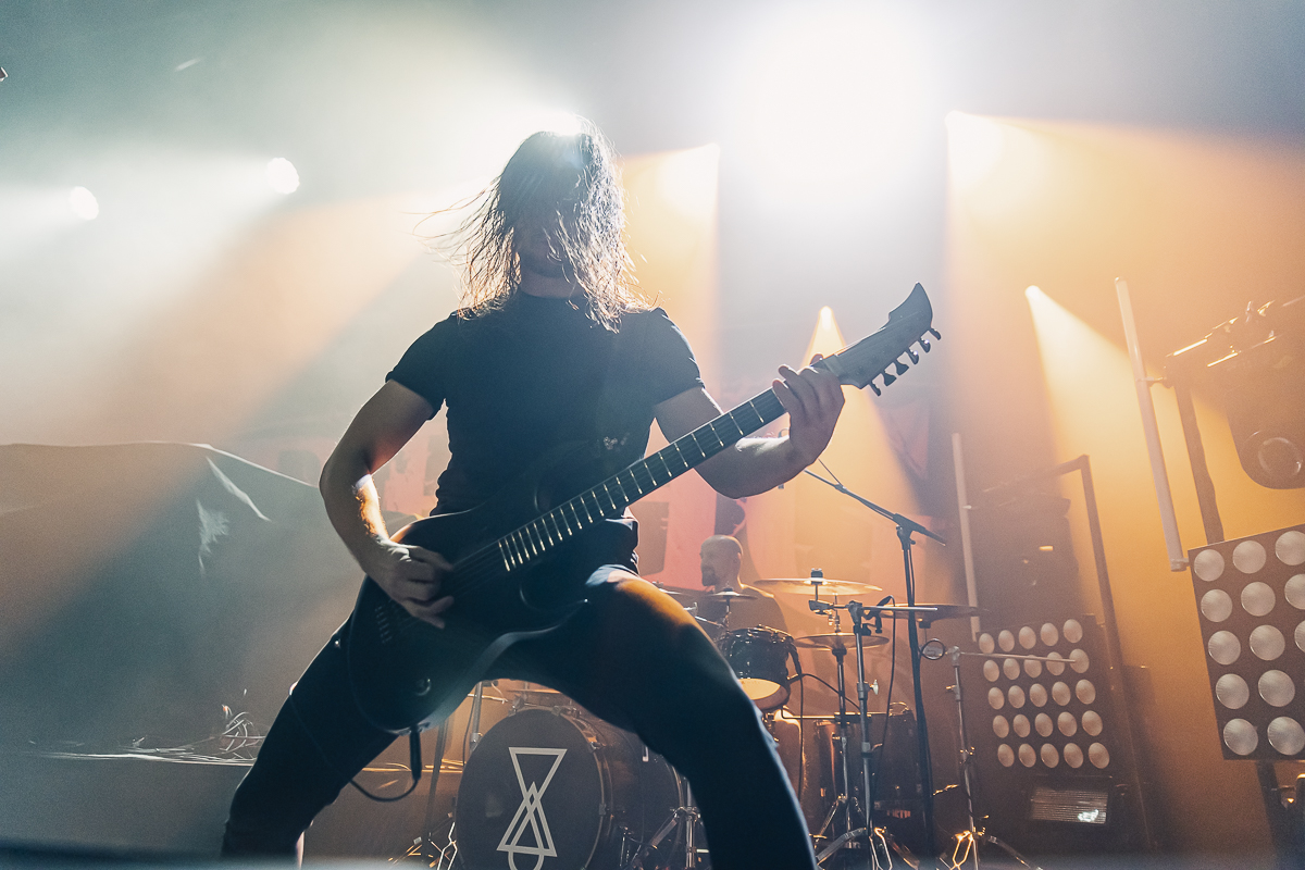 Bloudred Hourglass @ Trix, picture 9, photographed by Peter Smet - FrontView Magazine