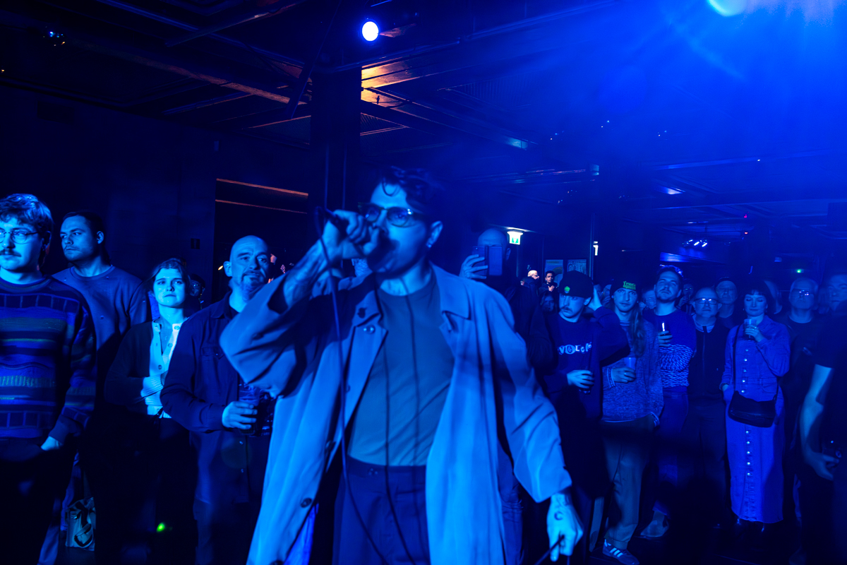 Warm Exit @ Trix, picture 1, photographed by Bart Janssens - FrontView Magazine