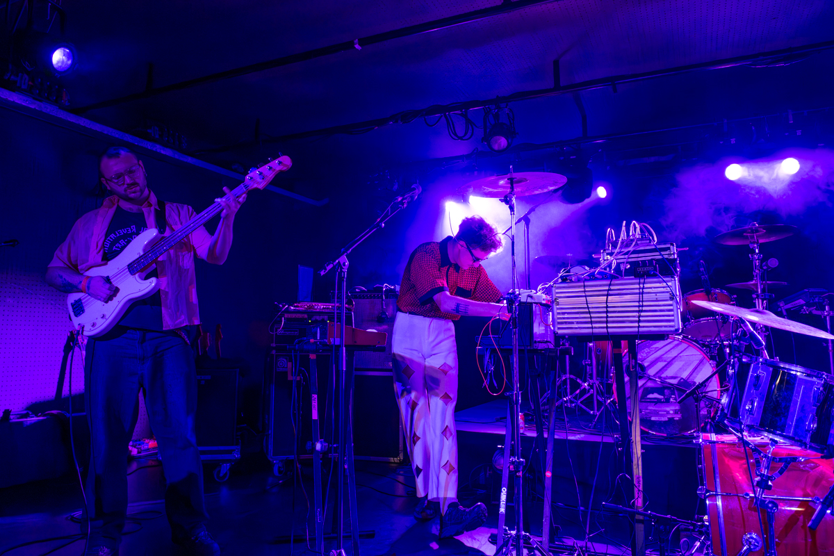 Warm Exit @ Trix, picture 4, photographed by Bart Janssens - FrontView Magazine