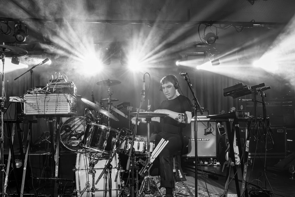Warm Exit @ Trix, picture 5, photographed by Bart Janssens - FrontView Magazine