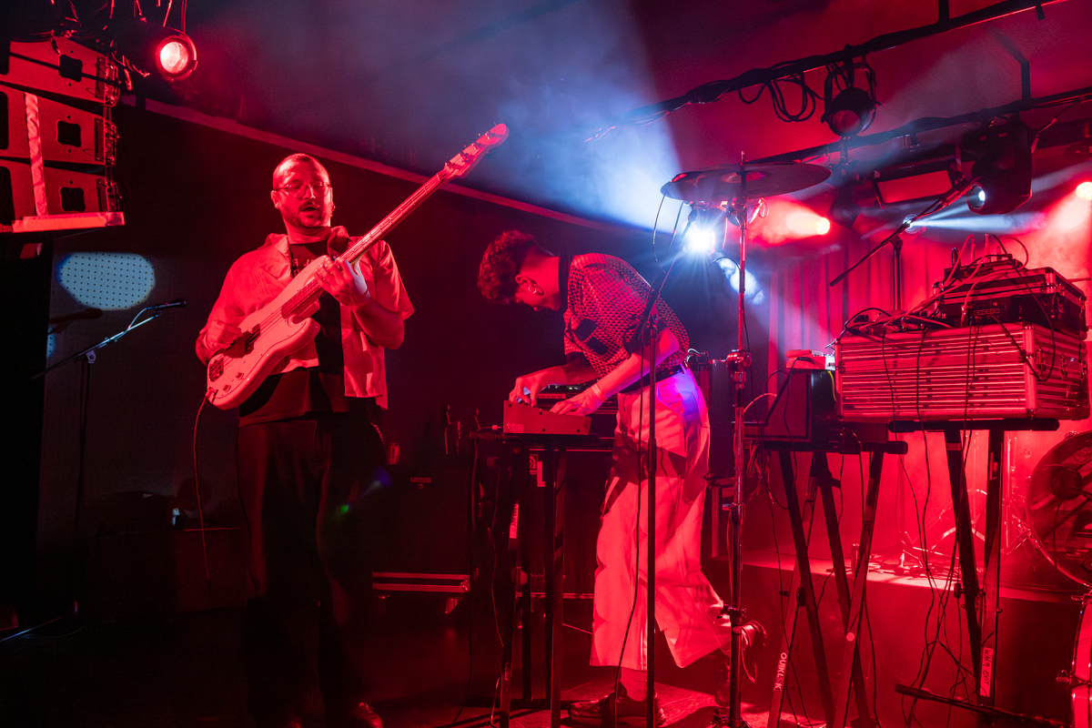 Warm Exit @ Trix, picture 14, photographed by Bart Janssens - FrontView Magazine