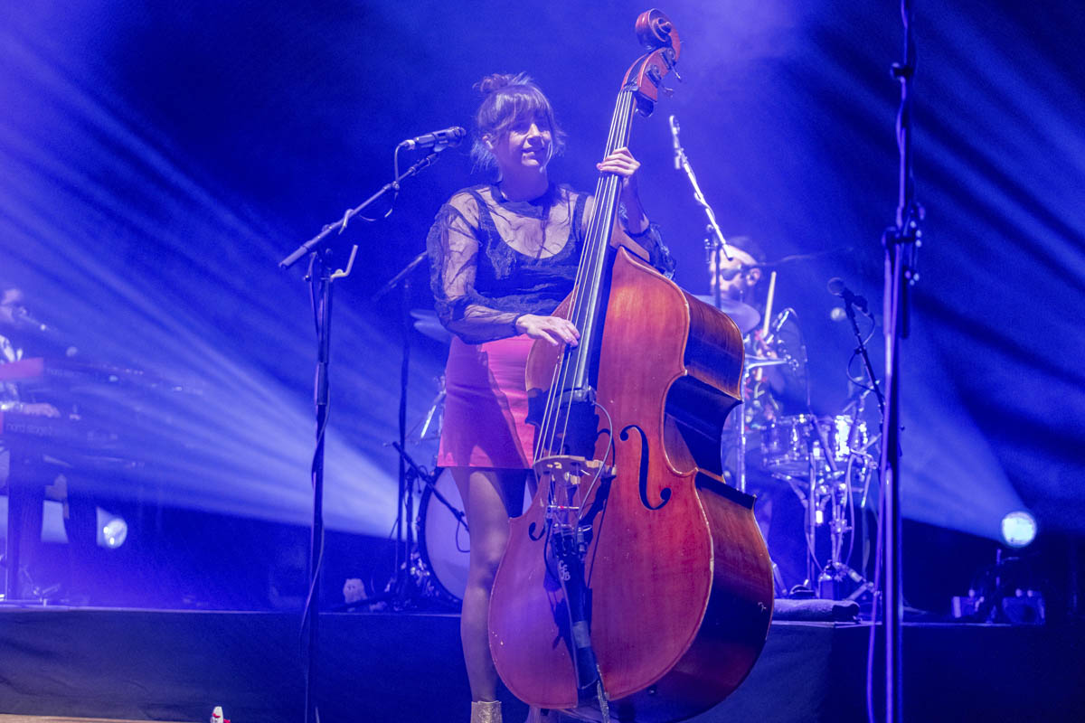 Lake Street Dive @ De Roma, picture 9, photographed by dirk janssens - FrontView Magazine