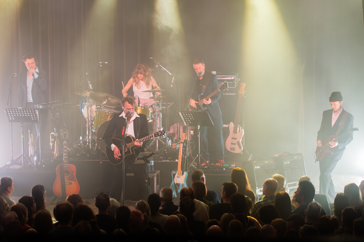 Daan @ De Casino, picture 25, photographed by Jurgen Van De Maele - FrontView Magazine