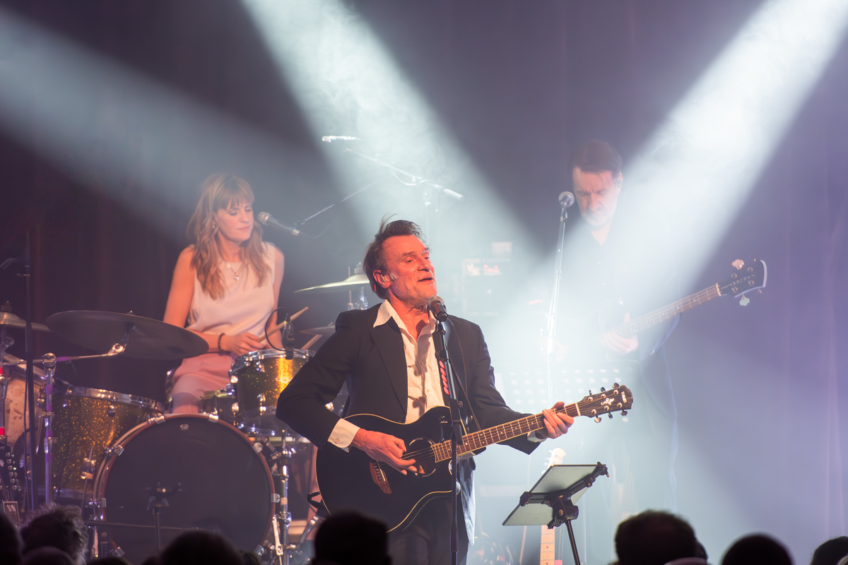 Daan @ De Casino, picture 28, photographed by Jurgen Van De Maele - FrontView Magazine