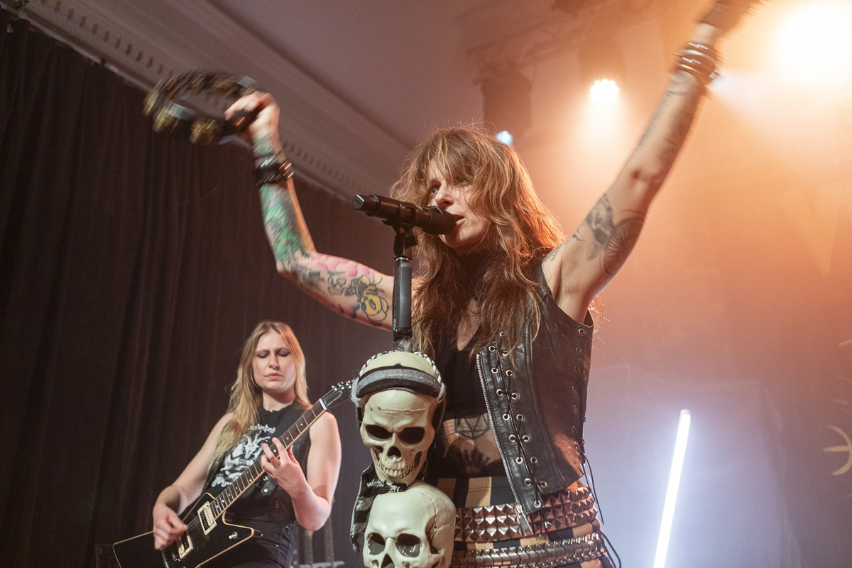Vulvarine @ De Casino, picture 11, photographed by Edwin Houdevelt - FrontView Magazine