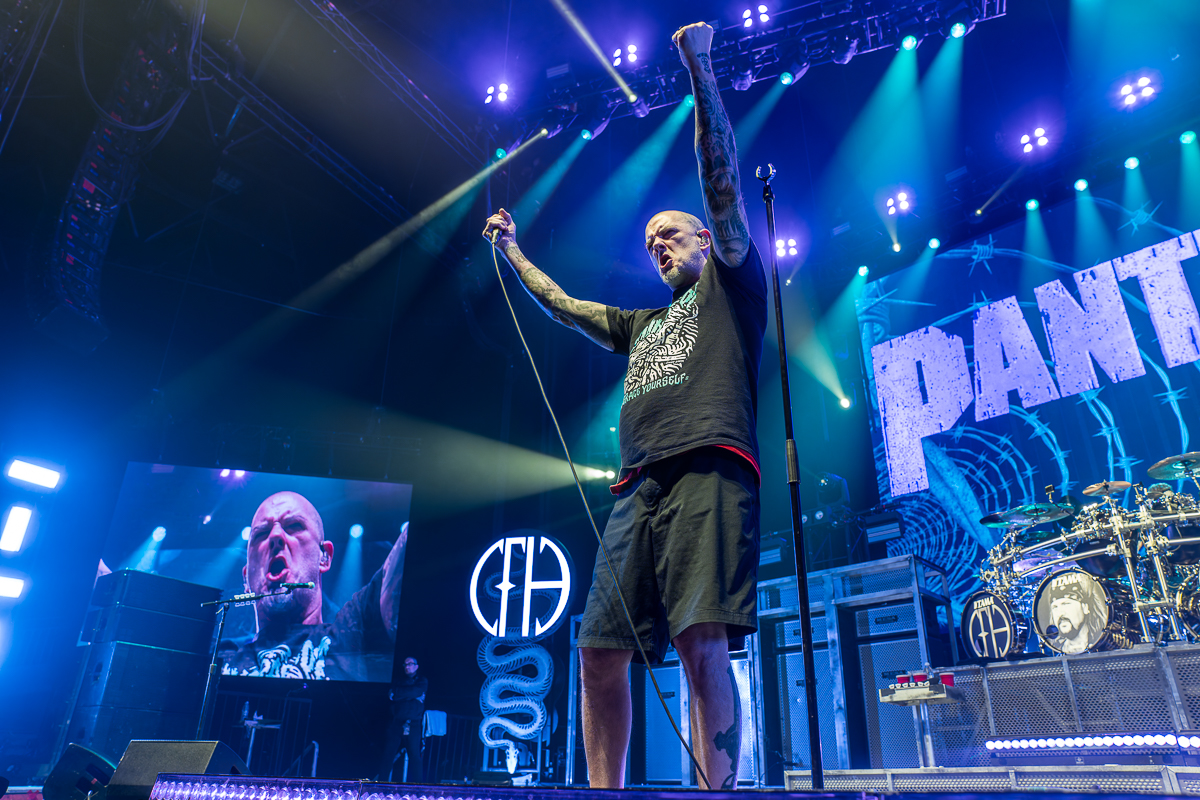 Pantera @ Vorst Nationaal, picture 2, photographed by David Johnson - FrontView Magazine