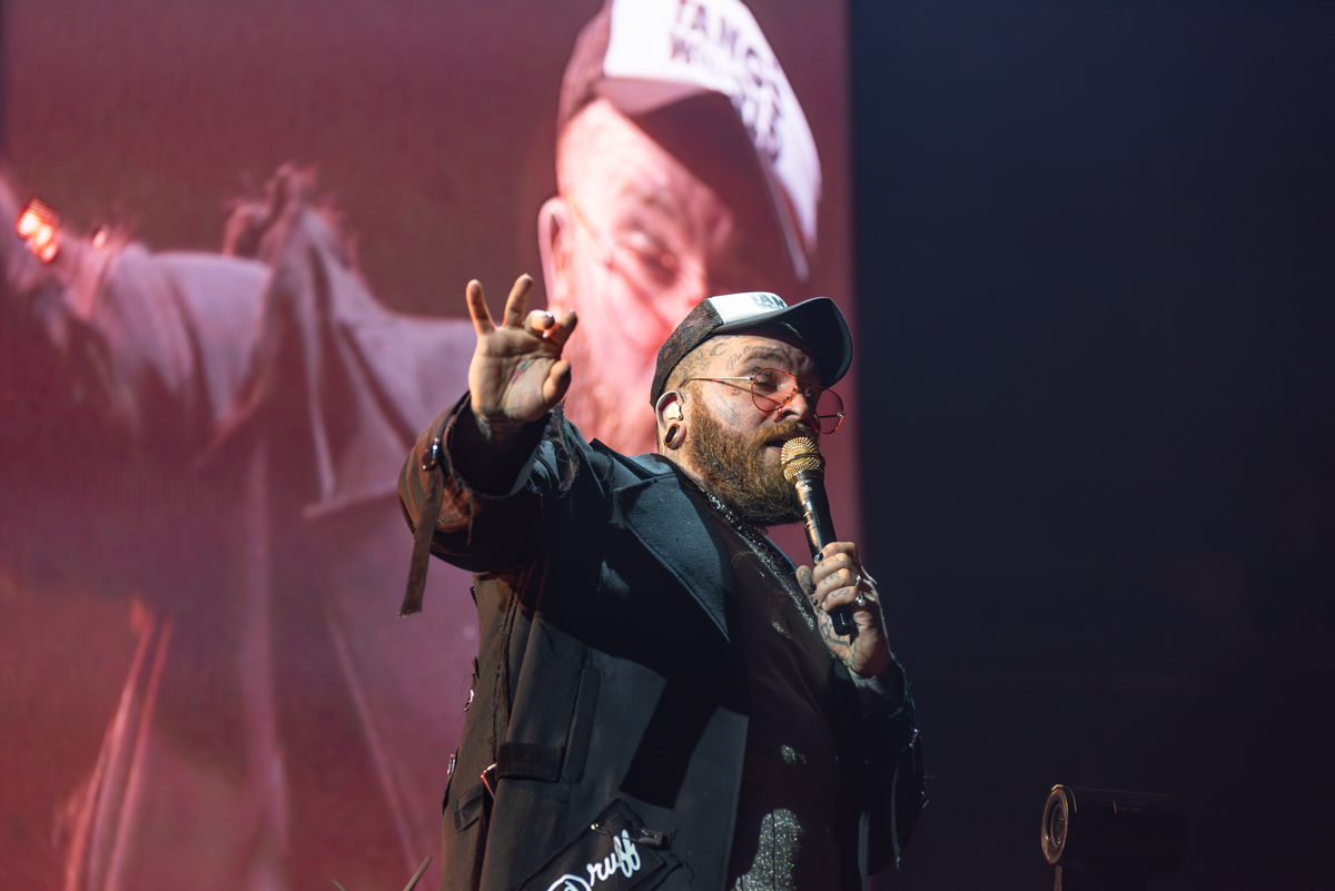 Teddy Swims @ Lotto Arena, picture 2, photographed by Bart Janssens - FrontView Magazine