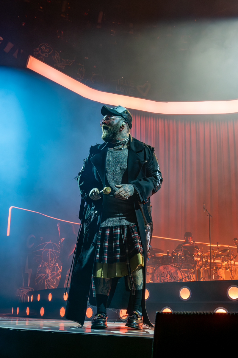 Teddy Swims @ Lotto Arena, picture 8, photographed by Bart Janssens - FrontView Magazine